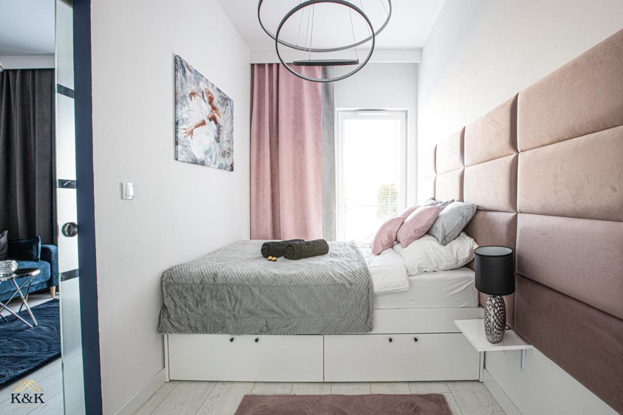 K&K Apartament Blisko Centrum Near City Center ワルシャワ エクステリア 写真